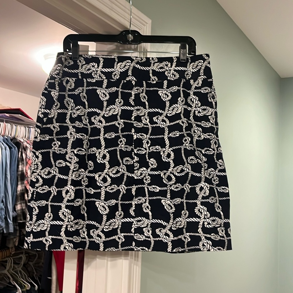 Talbots Navy skirt. Classic!